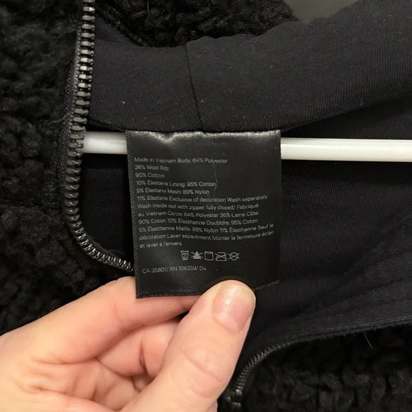 Lululemon Scuba Sherpa 1/2 Zip - Black M/L - Picture 3 of 4